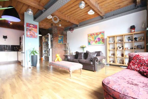 2 Bedroom Apartment